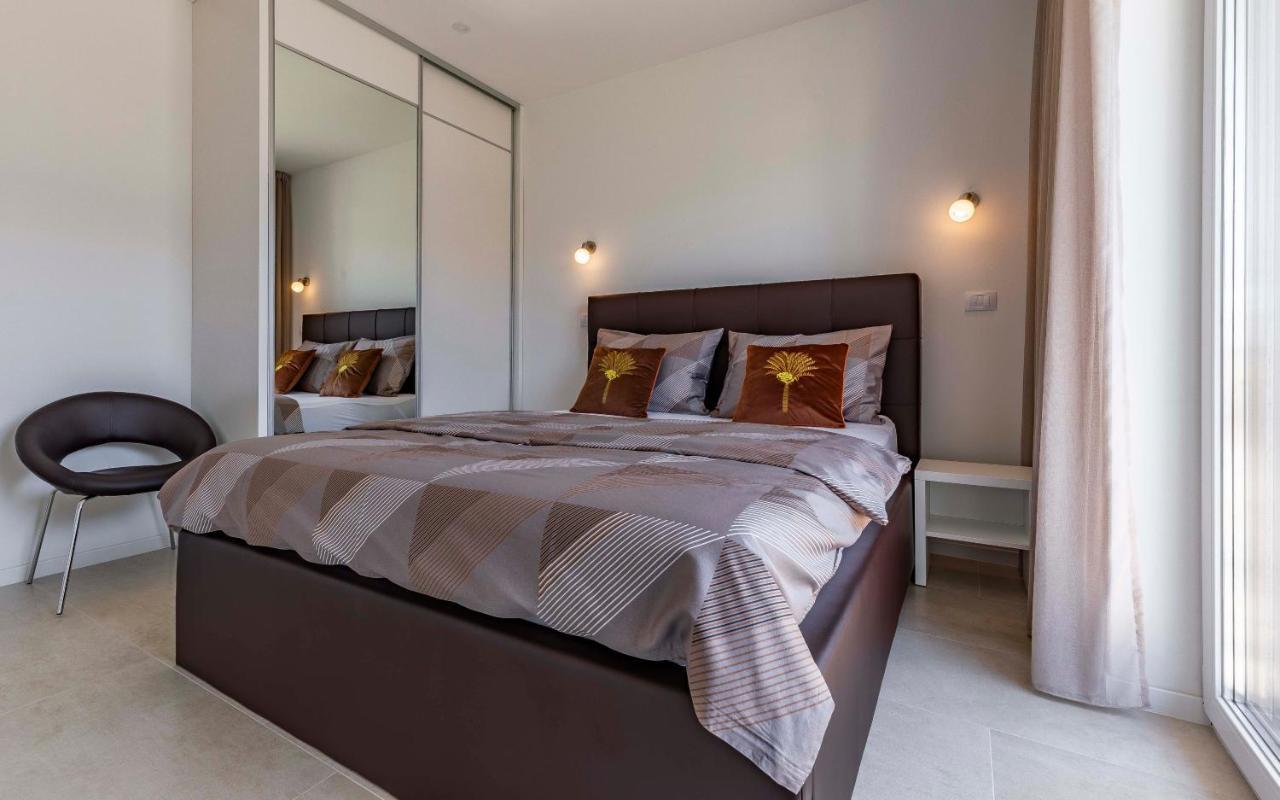 Ap Caci Mit Pool - Istriensonne 0712-0737 Apartment เมดูลิน ภายนอก รูปภาพ