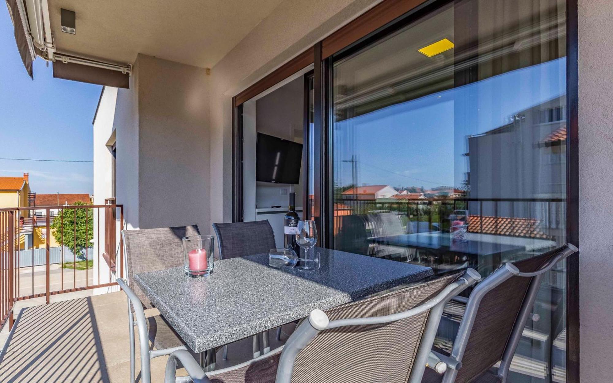 Ap Caci Mit Pool - Istriensonne 0712-0737 Apartment เมดูลิน ภายนอก รูปภาพ